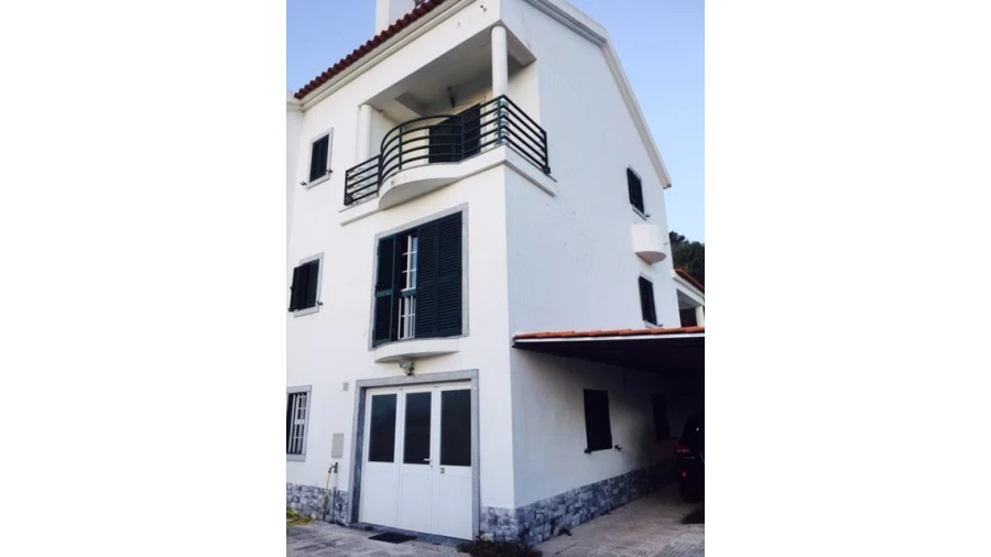 Moradia T5 para Venda em Caparica e Trafaria Foto 2