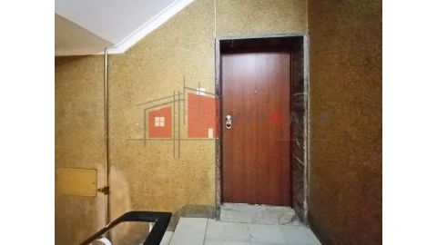 Apartamento T4 para Venda em Laranjeiro e Feijó