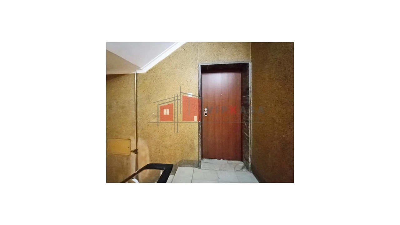 Apartamento T4 para Venda em Laranjeiro e Feijó Foto 3