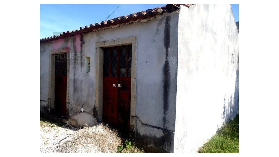Moradia T0 para Venda em Freixianda, Ribeira do Fárrio e Formigais Foto 3