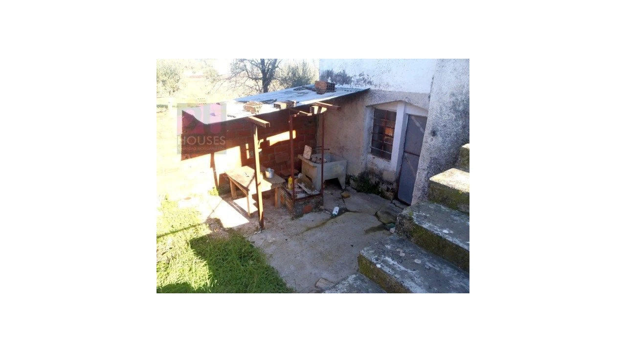 Moradia T0 para Venda em Freixianda, Ribeira do Fárrio e Formigais Foto 5