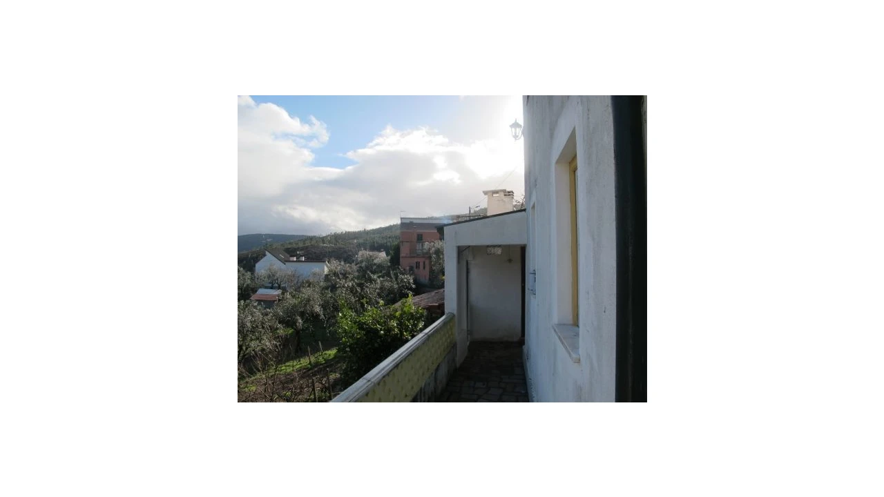 Quinta T0 para Venda em Pessegueiro Foto 2