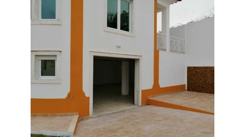 Moradia T3 para Venda em Ericeira
