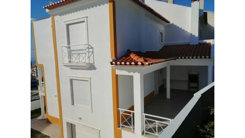 Moradia T3 para Venda em Ericeira