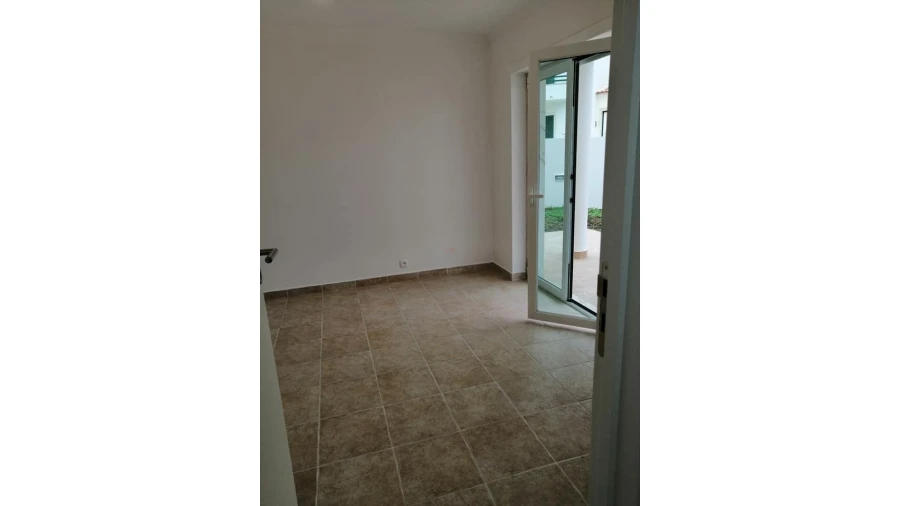 Moradia T3 para Venda em Ericeira Foto 9