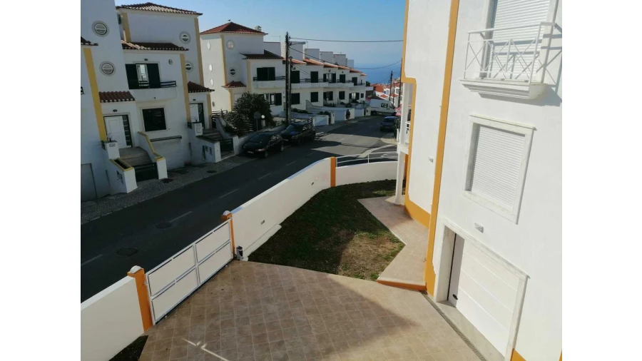 Moradia T3 para Venda em Ericeira Foto 2