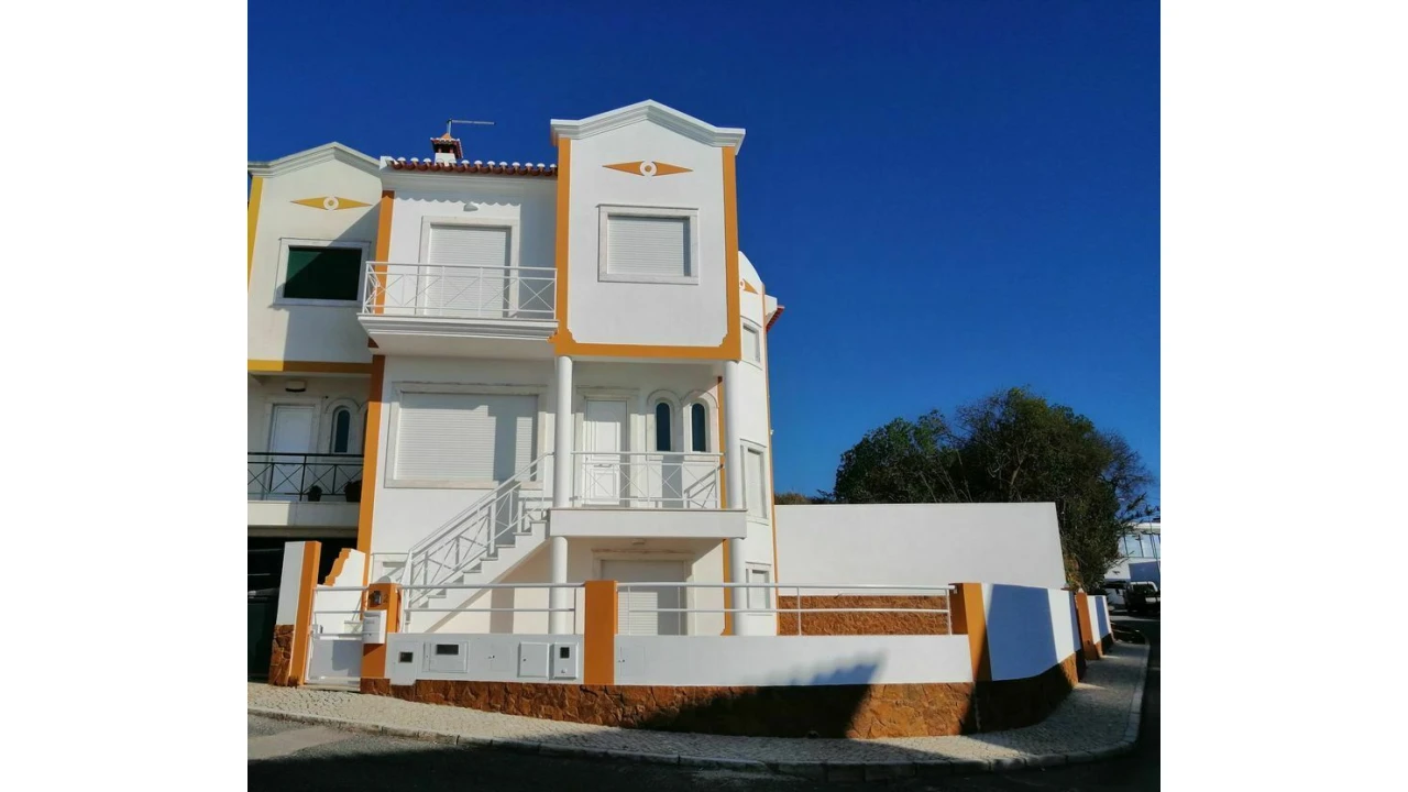 Moradia T3 para Venda em Ericeira Foto 3