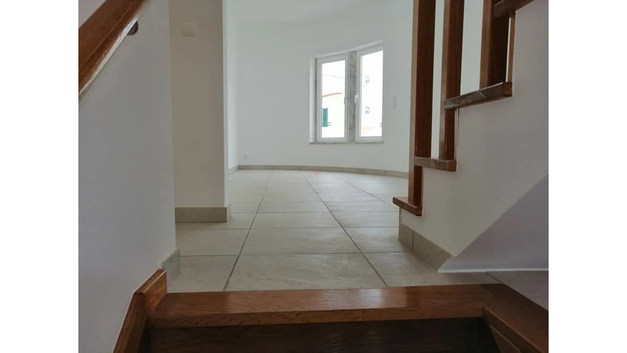 Moradia T3 para Venda em Ericeira Foto 11