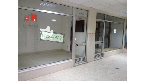 Loja para Venda em Póvoa de Santa Iria e Forte da Casa