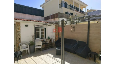 Moradia T5 para Venda em Ericeira