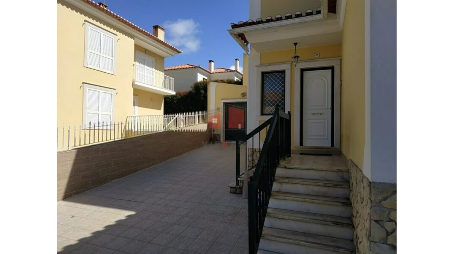 Moradia T5 para Venda em Ericeira Foto 6