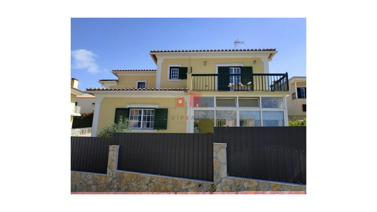 Moradia T5 para Venda em Ericeira Foto 1