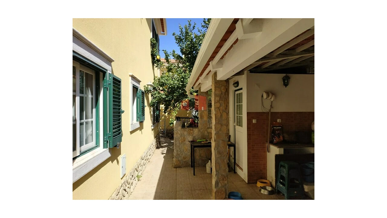 Moradia T5 para Venda em Ericeira Foto 9