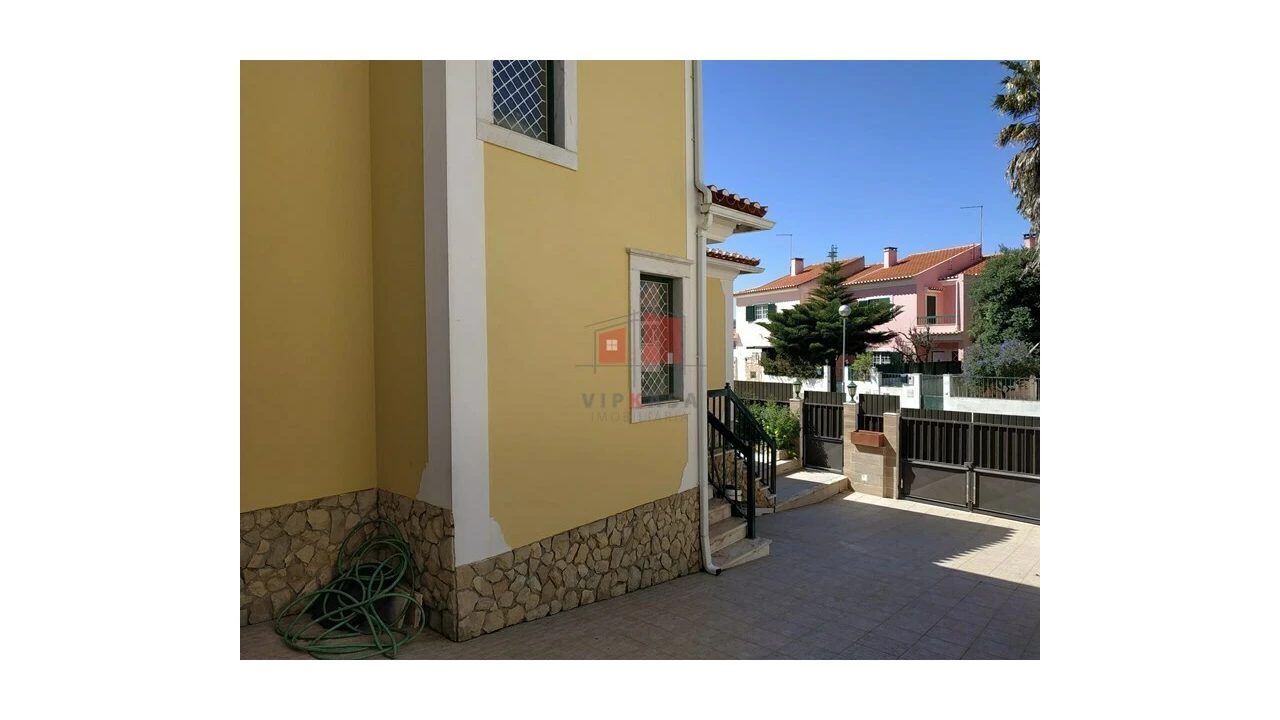 Moradia T5 para Venda em Ericeira Foto 11