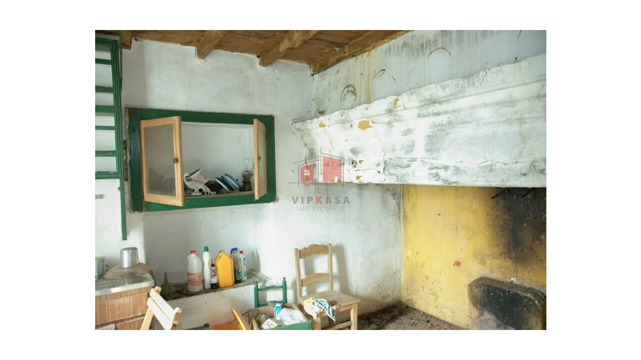 Moradia T9 para Venda em Espírito Santo, Nossa Senhora da Graça e São Simão Foto 18