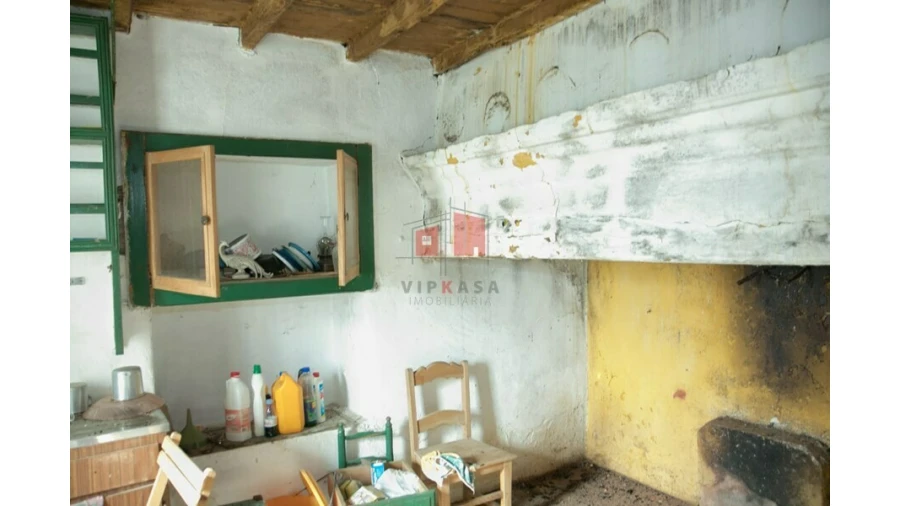Moradia T9 para Venda em Espírito Santo, Nossa Senhora da Graça e São Simão Foto 18
