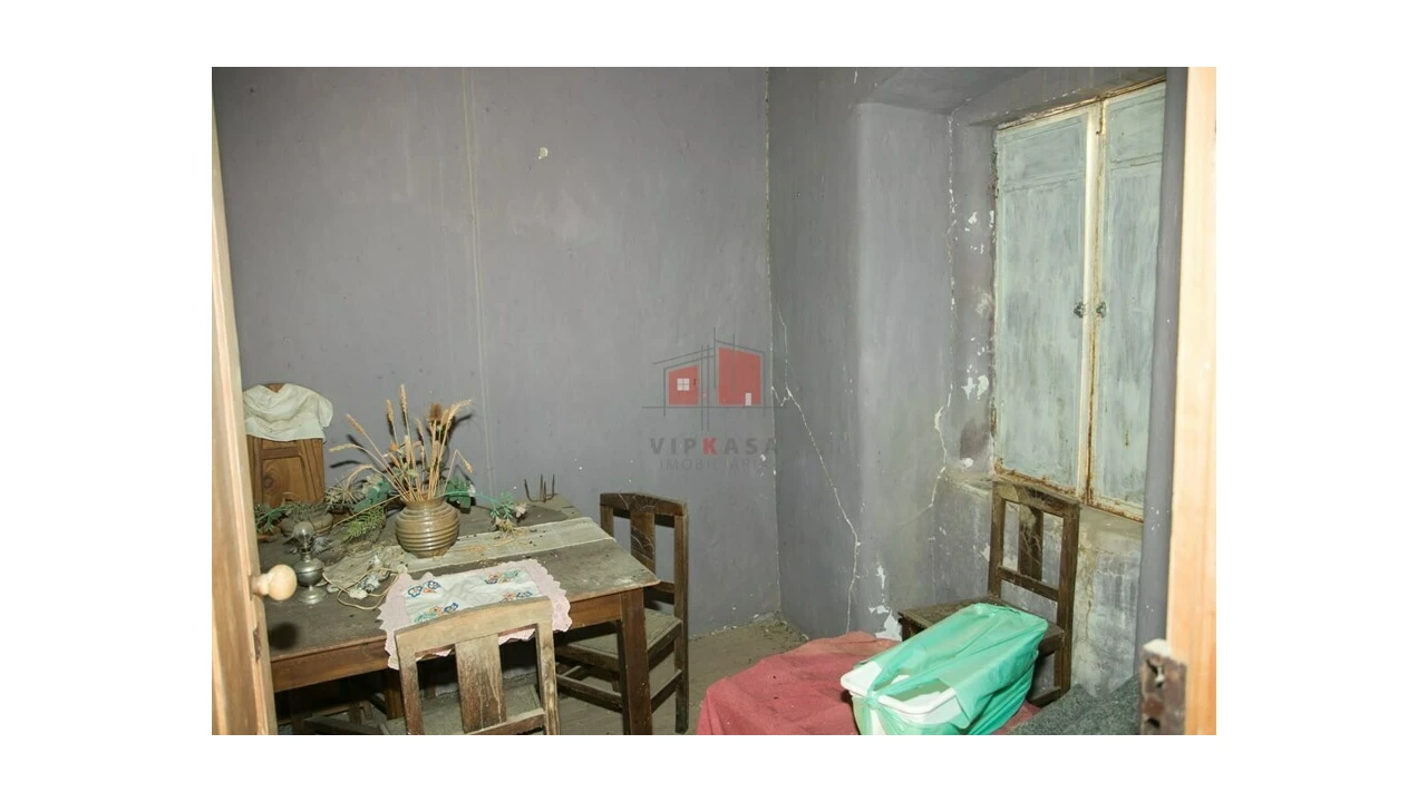 Moradia T9 para Venda em Espírito Santo, Nossa Senhora da Graça e São Simão Foto 10