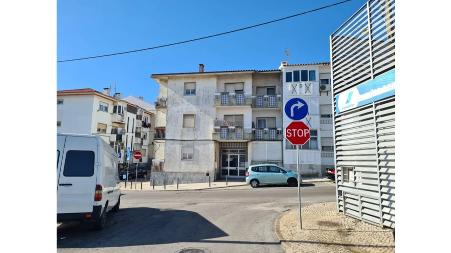 Prédio para Venda em São Domingos de Rana Foto 9