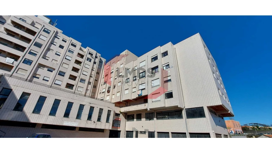 Apartamento T1 para Venda em Rio Tinto Foto 8