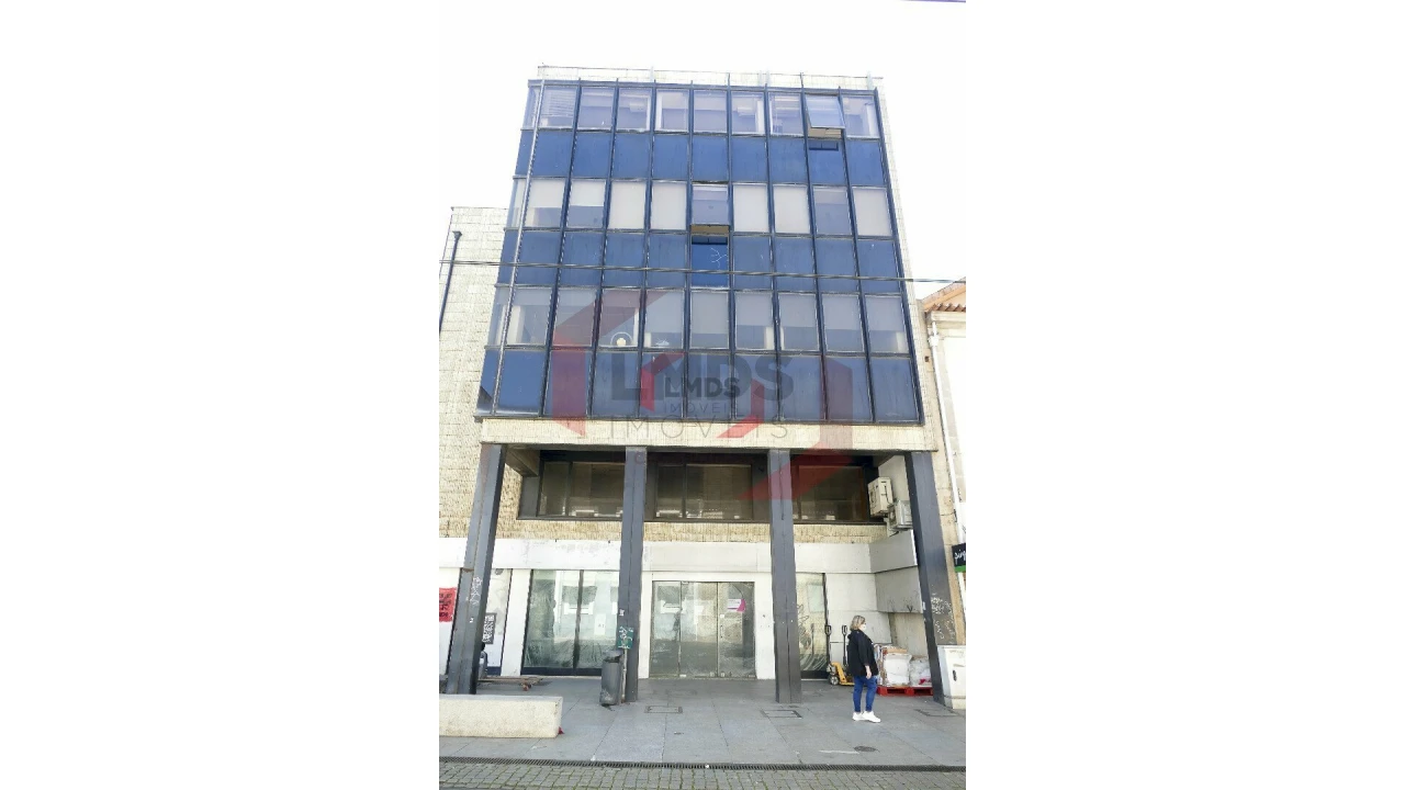 Loja para Venda em Matosinhos e Leça da Palmeira Foto 2