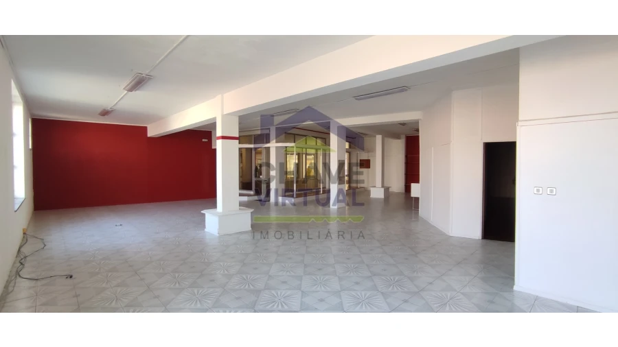 Loja para Venda em Bombarral e Vale Covo Foto 1