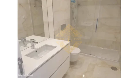 Apartamento T1 para Venda em Sesimbra (Santiago)