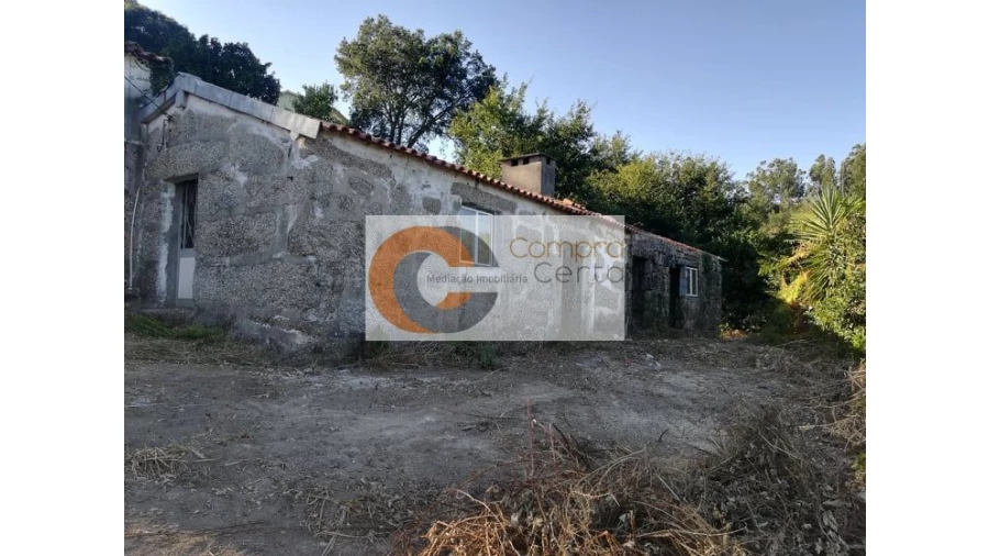 Moradia T2 para Venda em Tabuadelo e São Faustino Foto 2