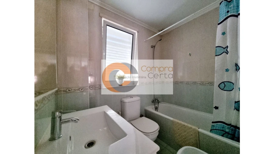 Prédio para Venda em Charneca de Caparica e Sobreda Foto 6