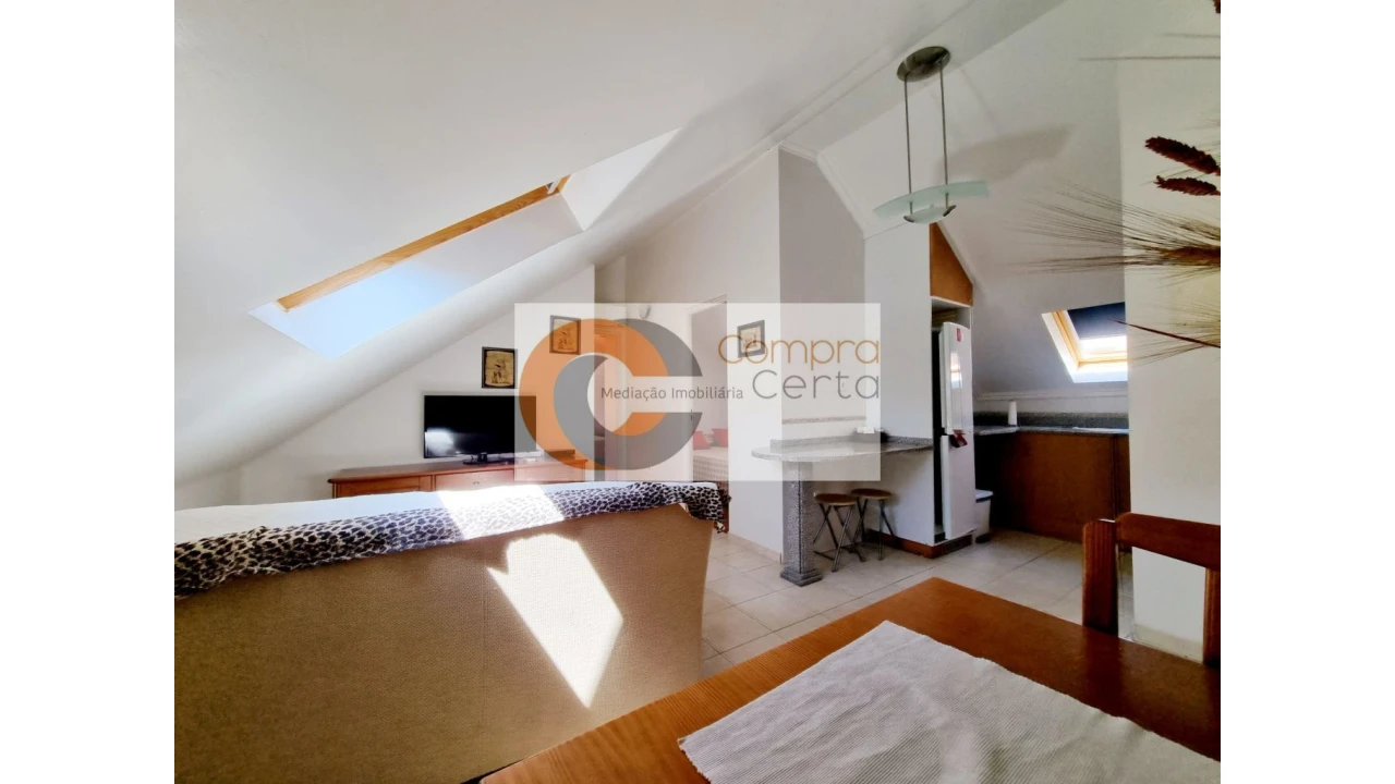 Prédio para Venda em Charneca de Caparica e Sobreda Foto 4