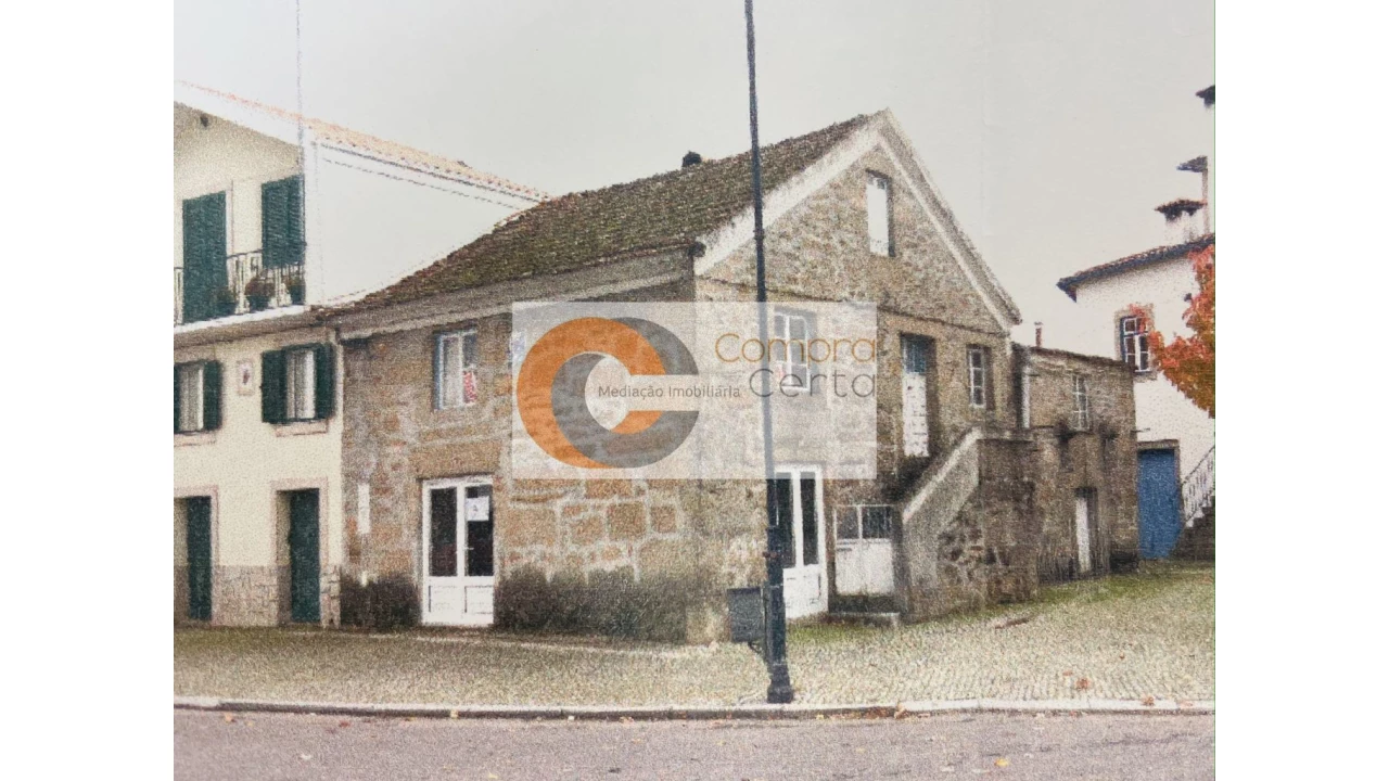 Moradia T4 para Venda em São Martinho de Antas e Paradela de Guiães Foto 2