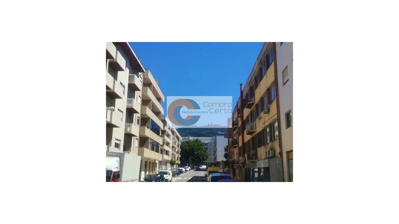 Apartamento T3 para Venda em Urgezes Foto 2