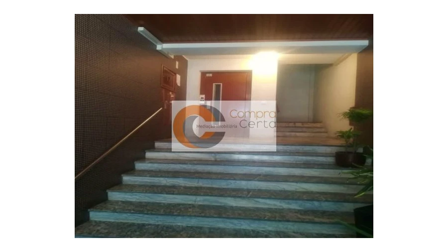 Apartamento T3 para Venda em Urgezes Foto 3