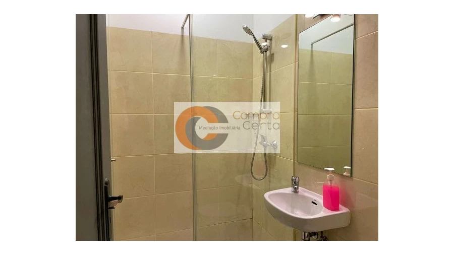 Negócio para Venda em Vila Praia de Ancora Foto 18