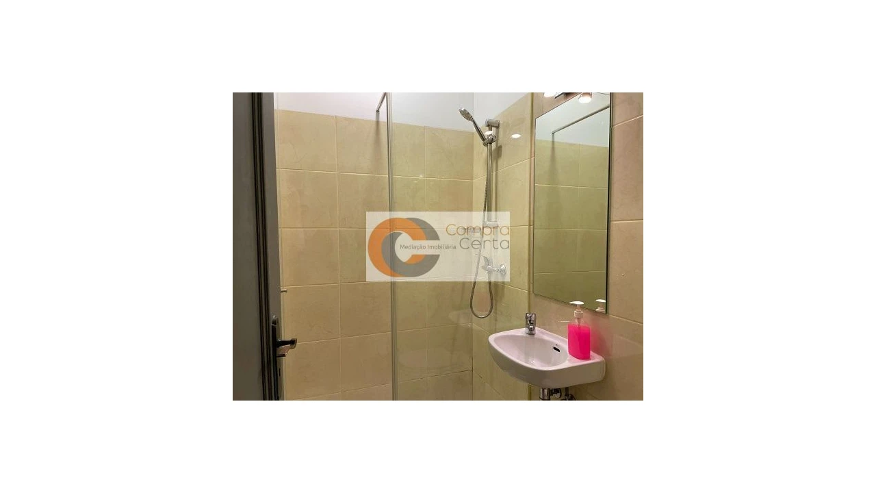 Negócio para Venda em Vila Praia de Ancora Foto 18