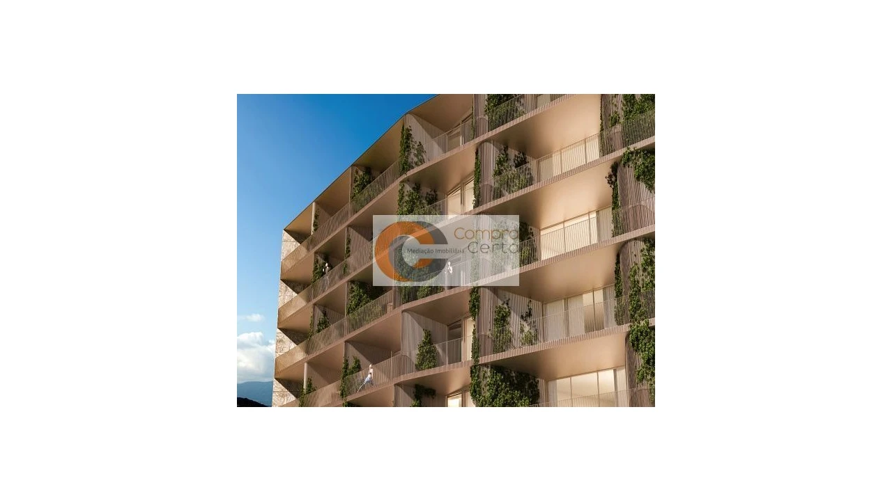 Apartamento T2 para Venda em Caldelas Foto 3