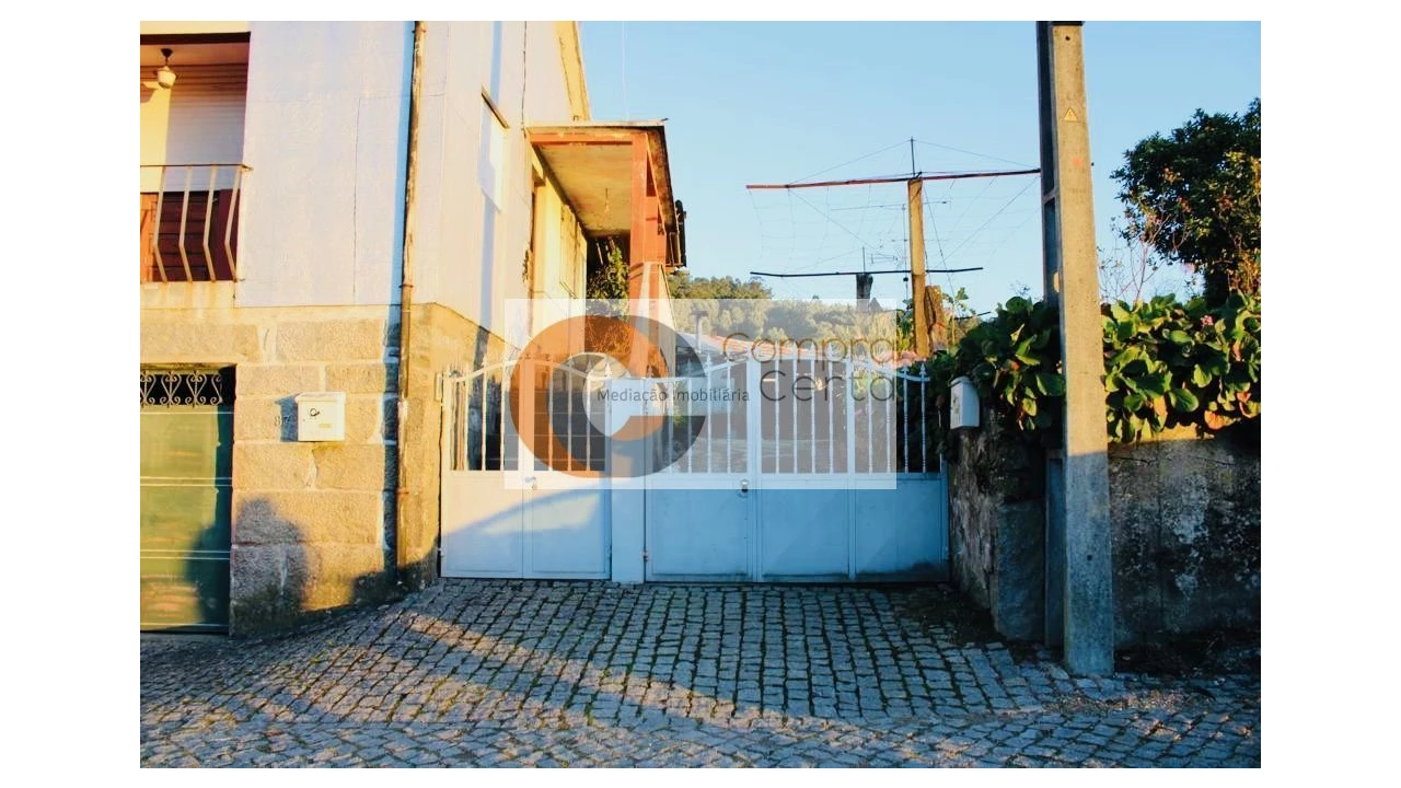 Moradia T3 para Venda em Vale (São Cosme), Telhado e Portela Foto 12