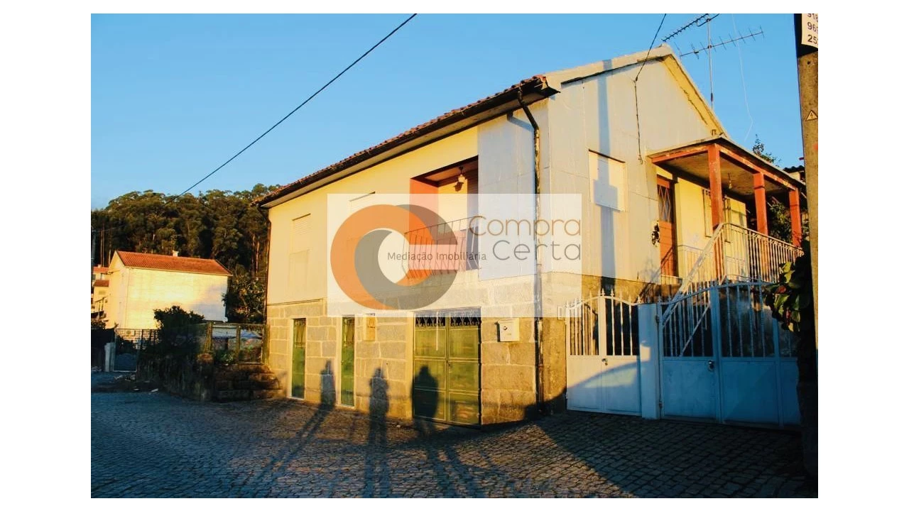 Moradia T3 para Venda em Vale (São Cosme), Telhado e Portela Foto 8