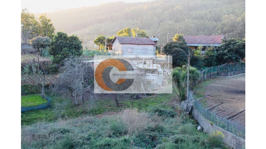 Moradia T3 para Venda em Vale (São Cosme), Telhado e Portela Foto 9