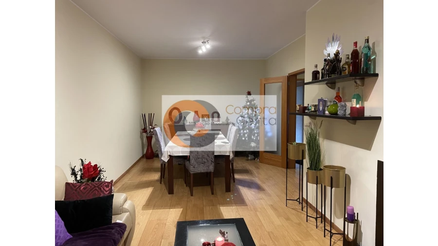 Apartamento T2 para Venda em Aldão Foto 3