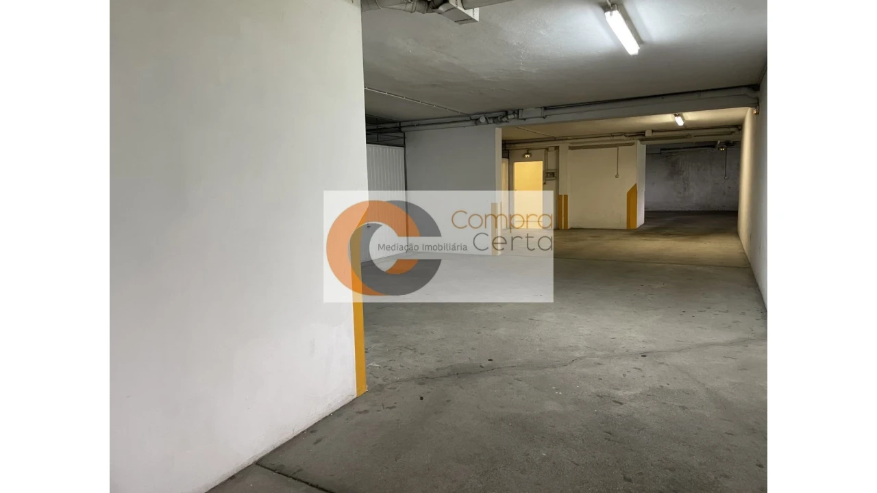 Apartamento T2 para Venda em Aldão Foto 15