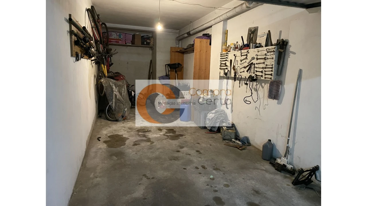 Apartamento T2 para Venda em Aldão Foto 13