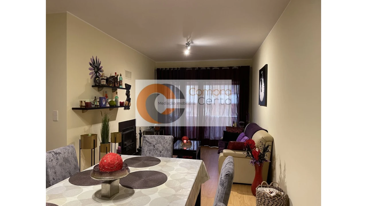 Apartamento T2 para Venda em Aldão Foto 4