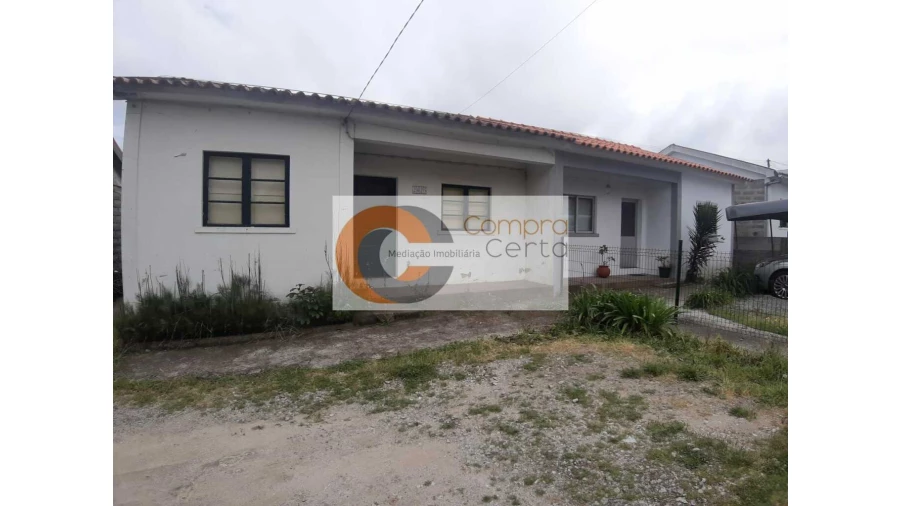 Moradia T2 para Venda em Joane Foto 7