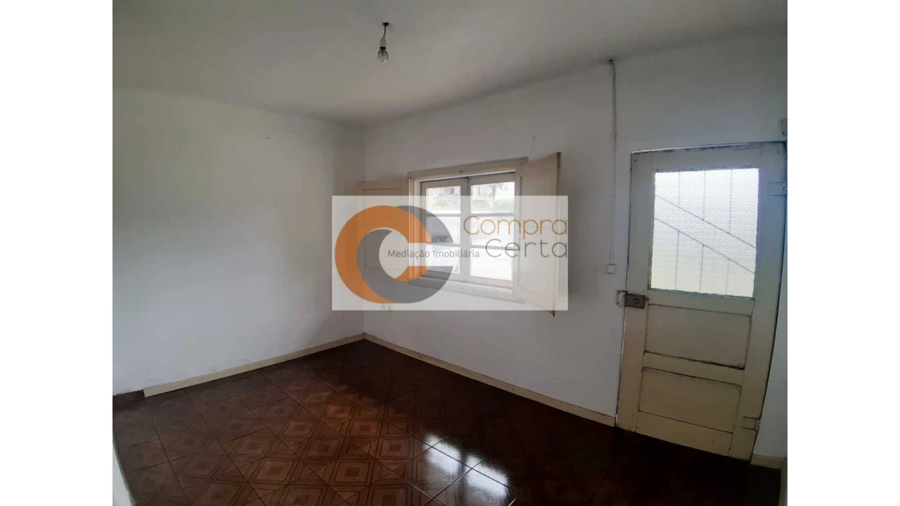 Moradia T2 para Venda em Joane Foto 12