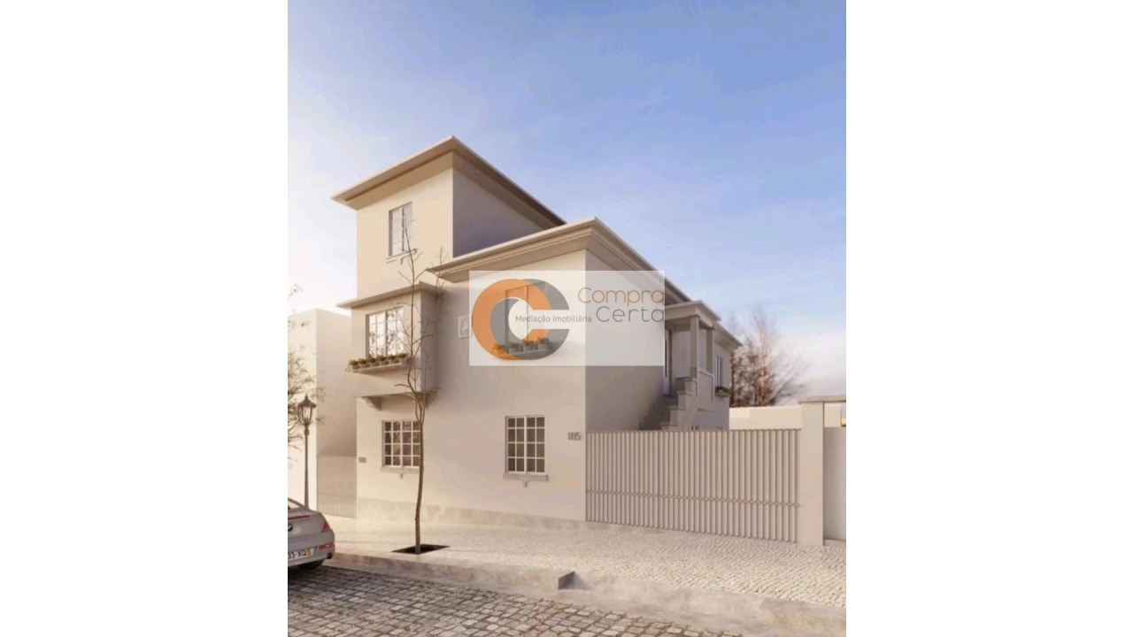 Moradia T4 para Venda em Oliveira, São Paio e São Sebastião Foto 7