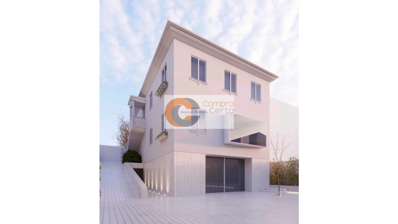 Moradia T4 para Venda em Oliveira, São Paio e São Sebastião Foto 8