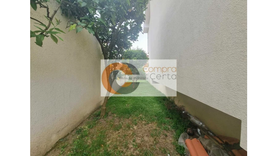 Moradia T3 para Venda em Sande (São Martinho) Foto 2