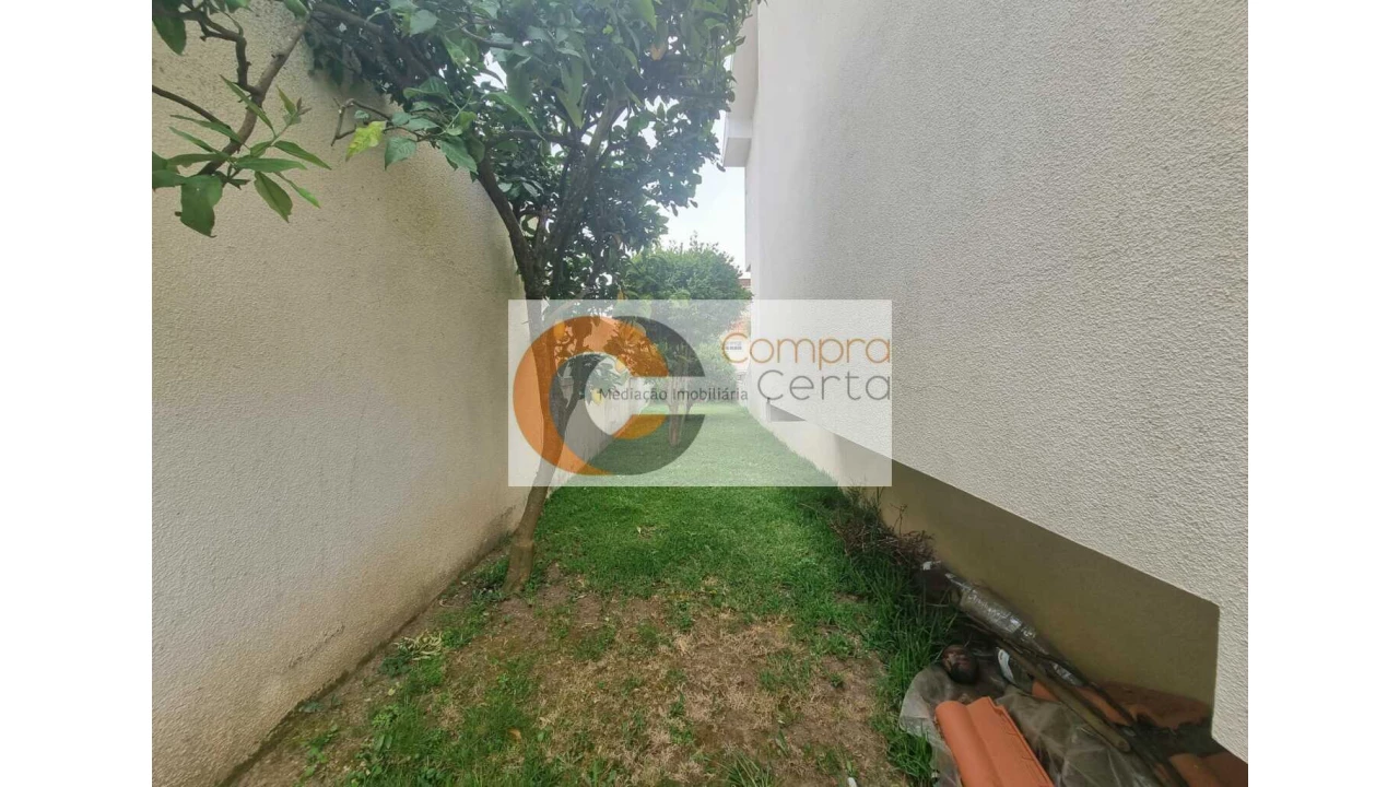 Moradia T3 para Venda em Sande (São Martinho) Foto 2