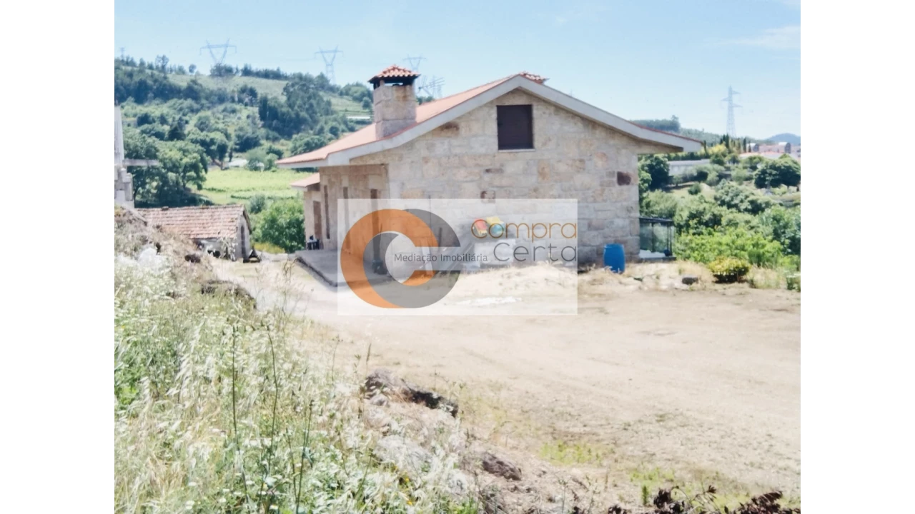 Quinta T5 para Venda em Selho (São Cristovão) Foto 2