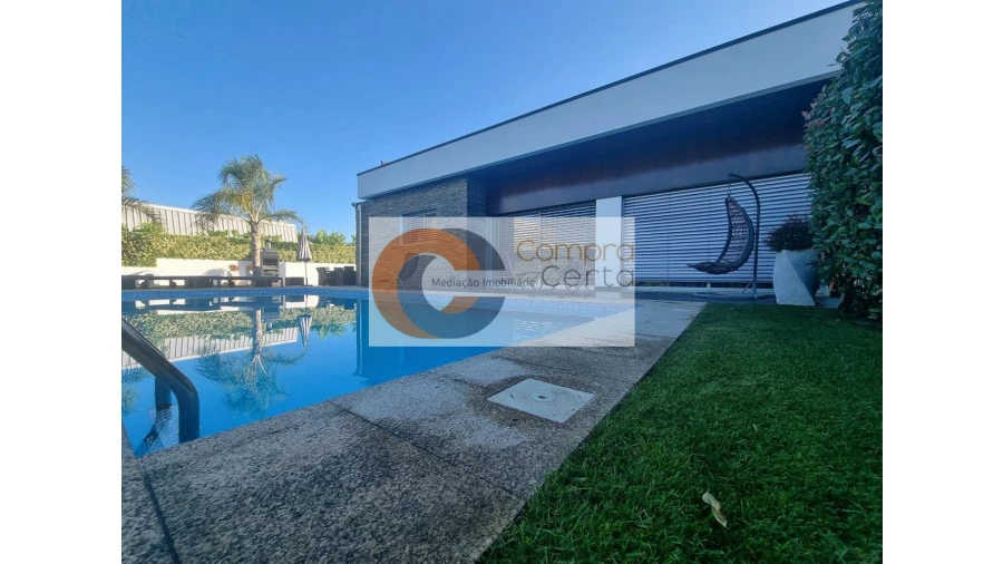 Moradia T3 para Venda em Ponte Foto 5